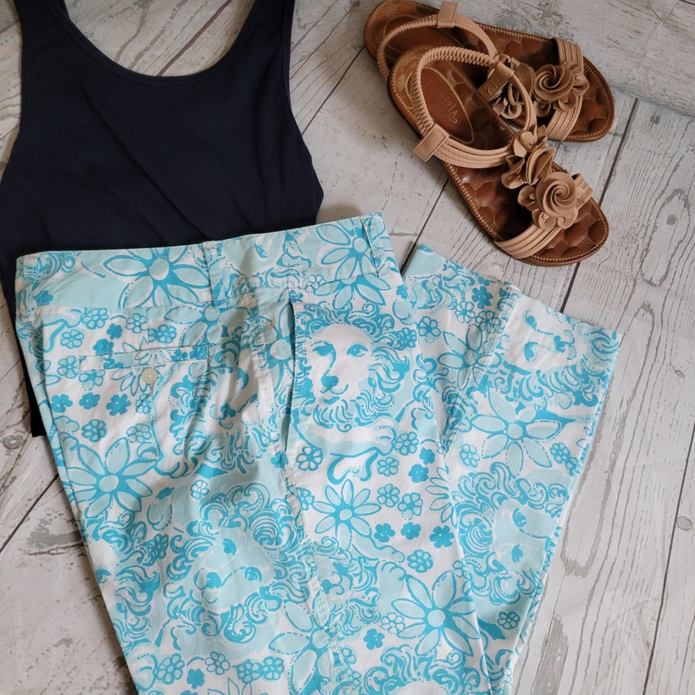Vintage Lilly Pulitzer Rachel White and Blue Golden Lion Print Crop Pants
